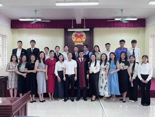 PHIÊN TOÀ GIẢ ĐỊNH THƯƠNG MẠI